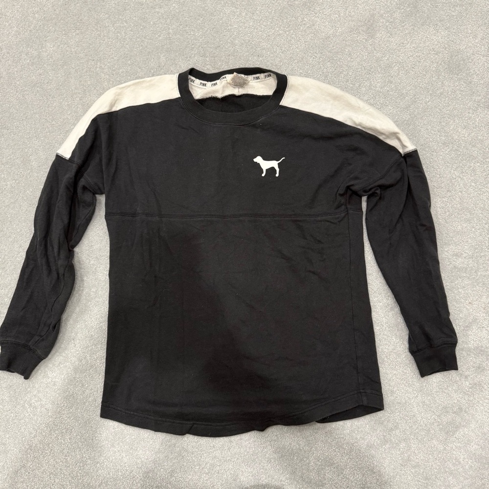 Victoria's Secret Black and Cream Sweatshirt